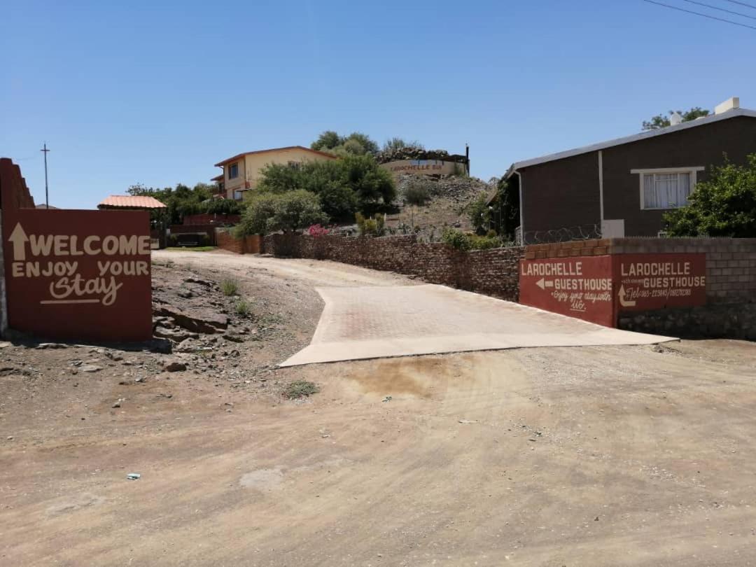 Larochelle Guesthouse Keetmanshoop Εξωτερικό φωτογραφία